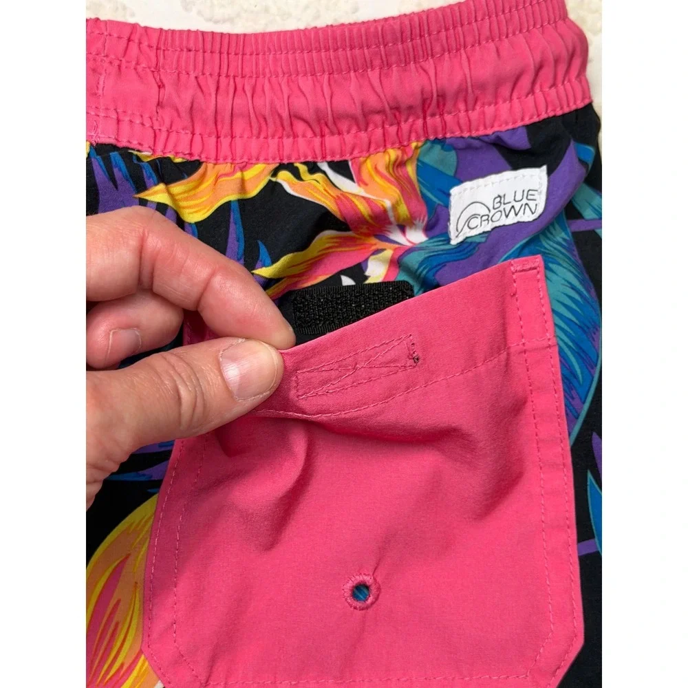 Blue Crown Tropical Bird of Paradise Swim Trunks Pink Black M Kids Beach Surf - Picture 7 of 14